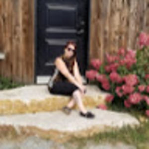 Meet your Posher, Cynthia